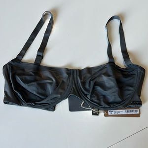Skims unworn bra sheer no show balconette 36DD